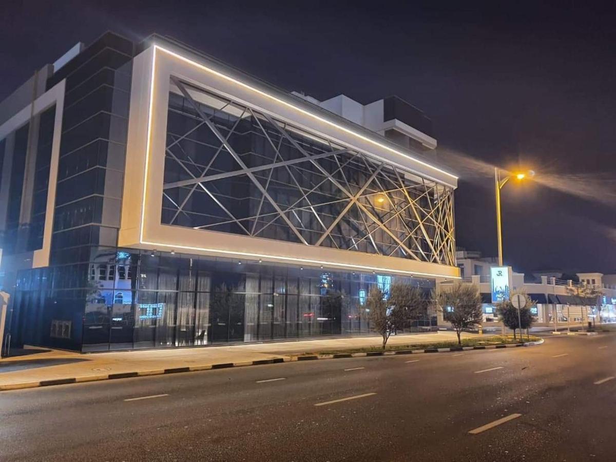 بيتش ووك فندق دبي